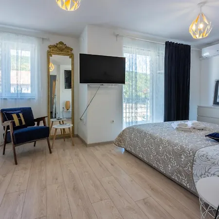 Valmor * تْسْغيكفانِتْسا