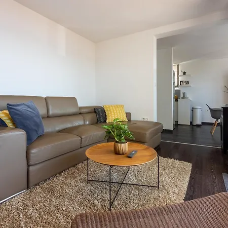 Valmor تْسْغيكفانِتْسا